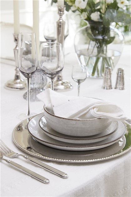 Amera dinner plate sand